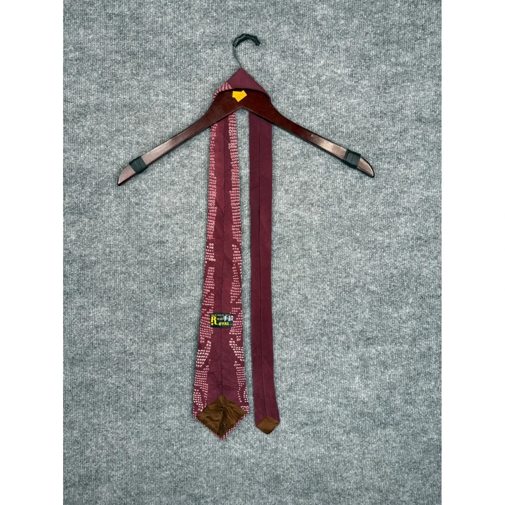 Royal Burgundy Silk Textured Shibori Pattern Necktie Mens Wide Silk Tie